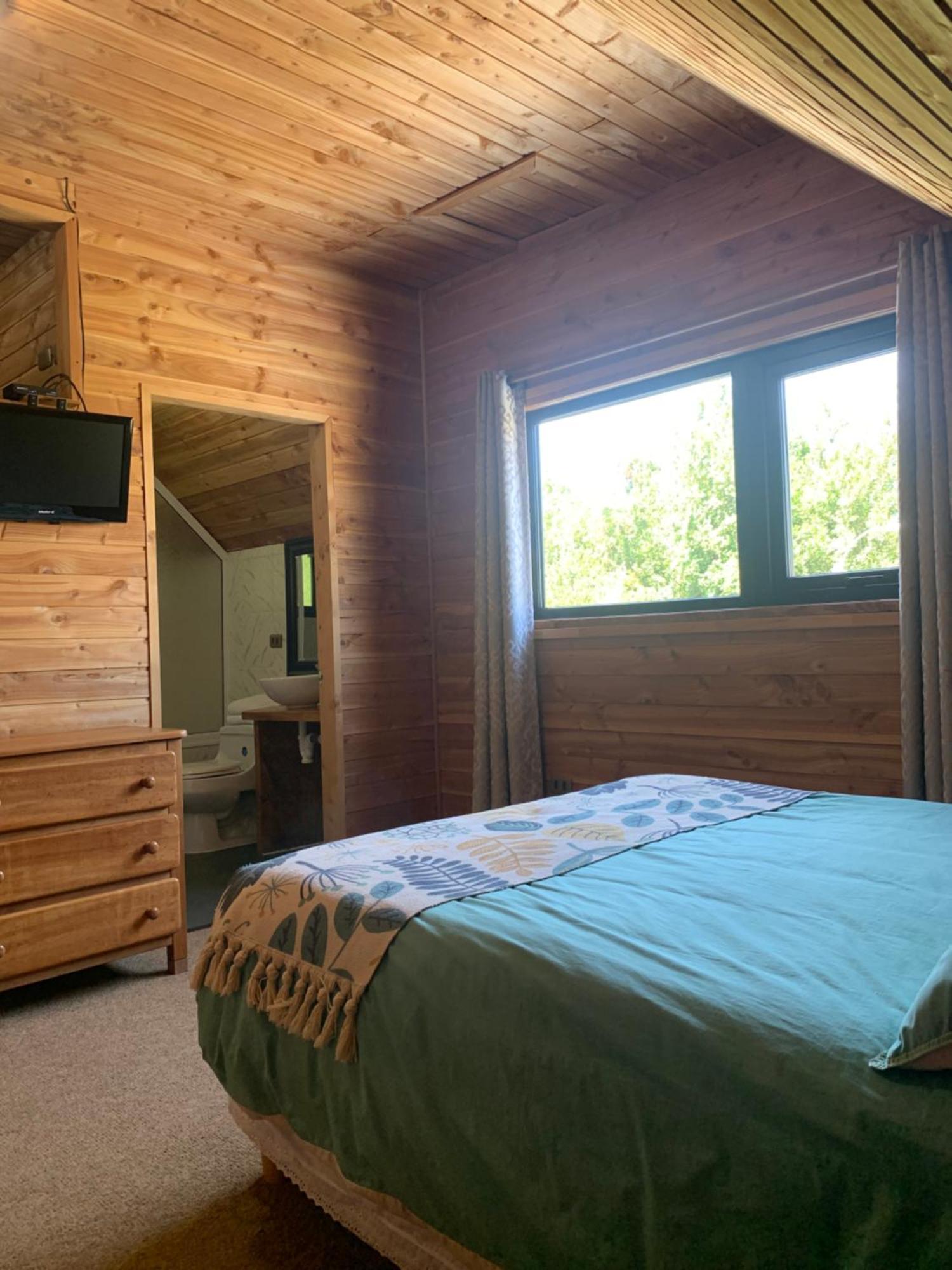 Hostal Tour Пукон Екстер'єр фото