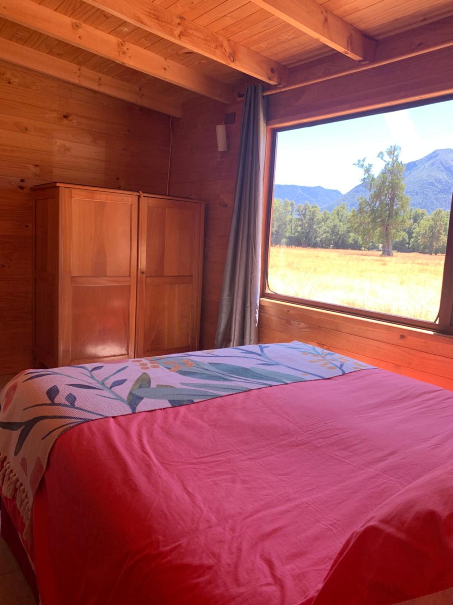 Hostal Tour Пукон Екстер'єр фото